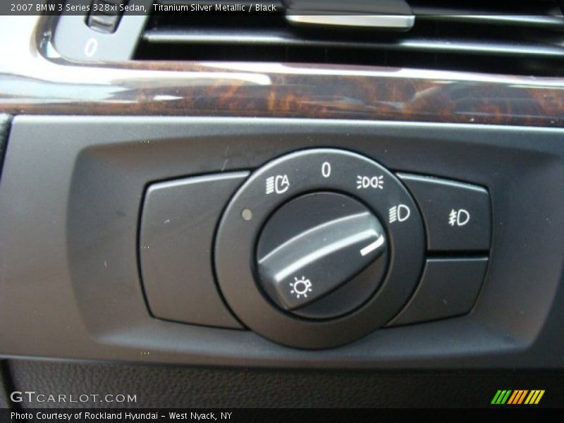 Titanium Silver Metallic / Black 2007 BMW 3 Series 328xi Sedan