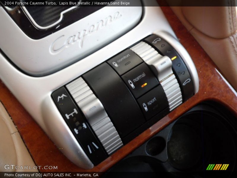 Lapis Blue Metallic / Havanna/Sand Beige 2004 Porsche Cayenne Turbo
