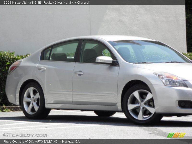 Radiant Silver Metallic / Charcoal 2008 Nissan Altima 3.5 SE