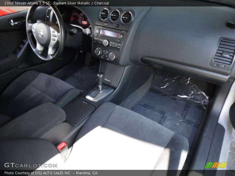 Radiant Silver Metallic / Charcoal 2008 Nissan Altima 3.5 SE