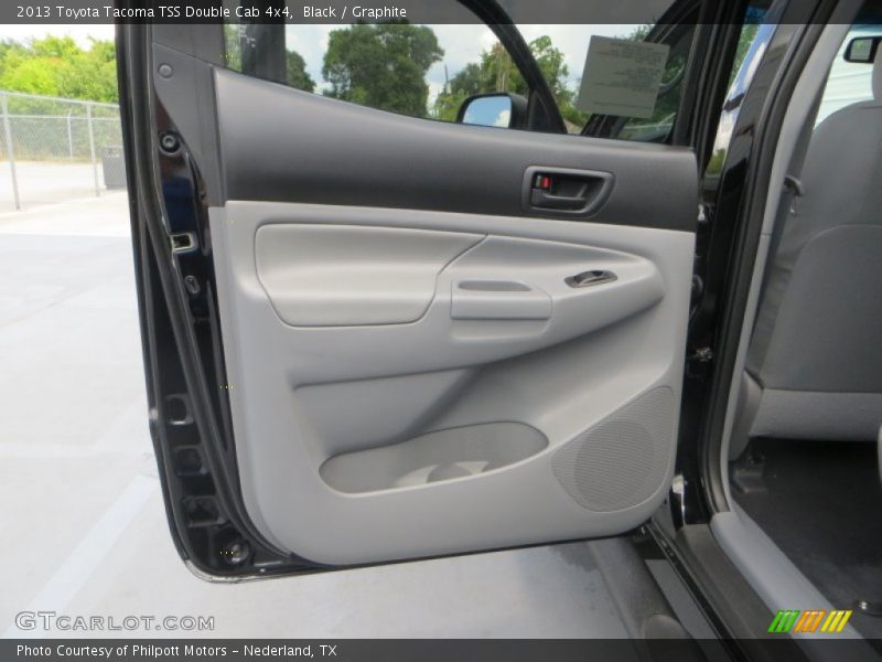 Door Panel of 2013 Tacoma TSS Double Cab 4x4
