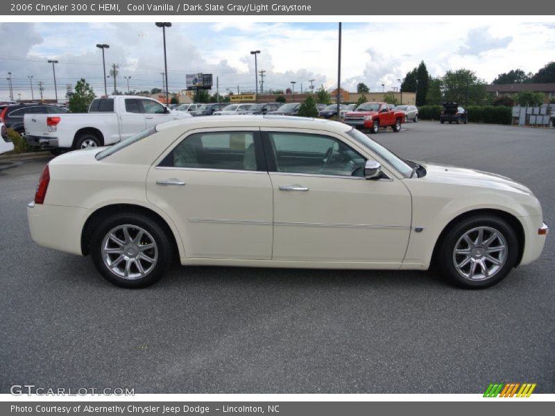 Cool Vanilla / Dark Slate Gray/Light Graystone 2006 Chrysler 300 C HEMI