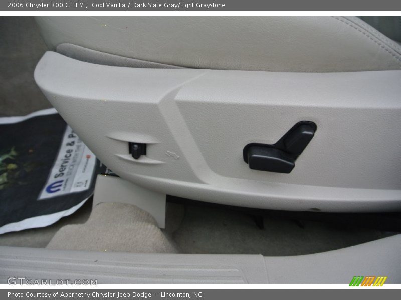 Cool Vanilla / Dark Slate Gray/Light Graystone 2006 Chrysler 300 C HEMI