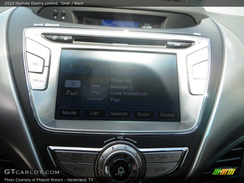 Silver / Black 2013 Hyundai Elantra Limited