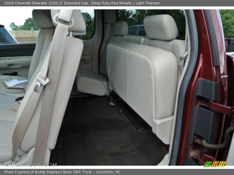 Deep Ruby Red Metallic / Light Titanium 2009 Chevrolet Silverado 1500 LT Extended Cab