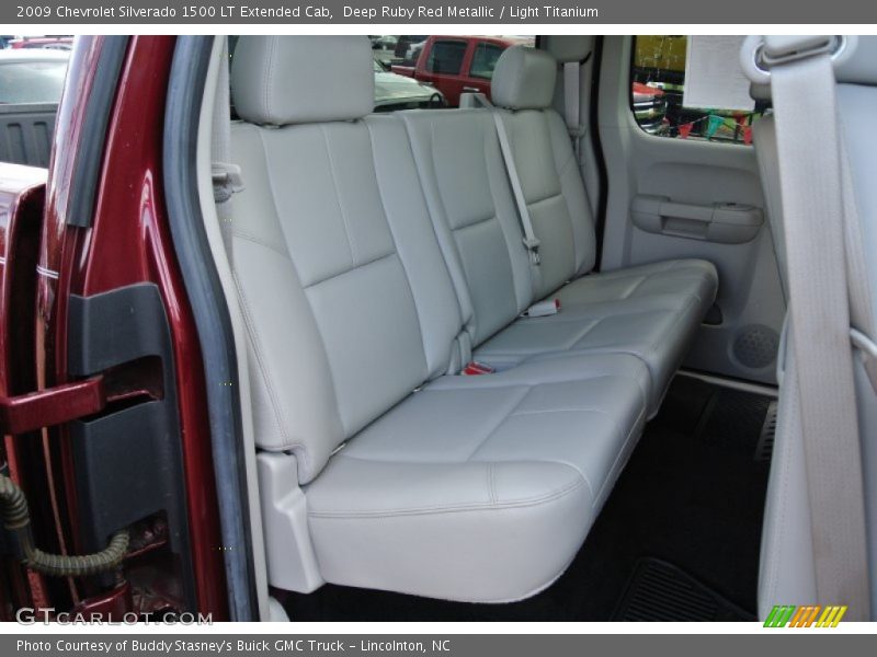 Deep Ruby Red Metallic / Light Titanium 2009 Chevrolet Silverado 1500 LT Extended Cab