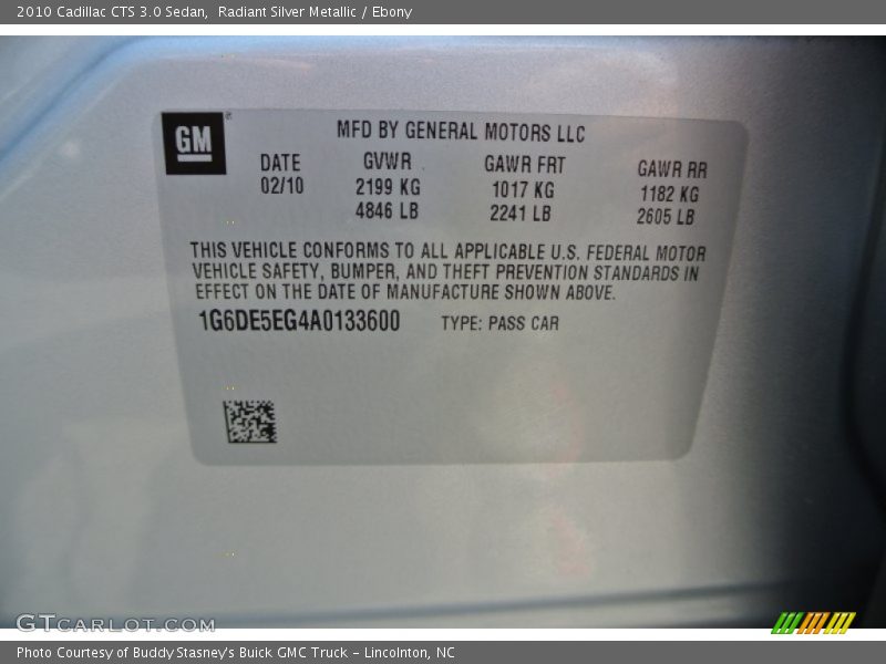 Radiant Silver Metallic / Ebony 2010 Cadillac CTS 3.0 Sedan