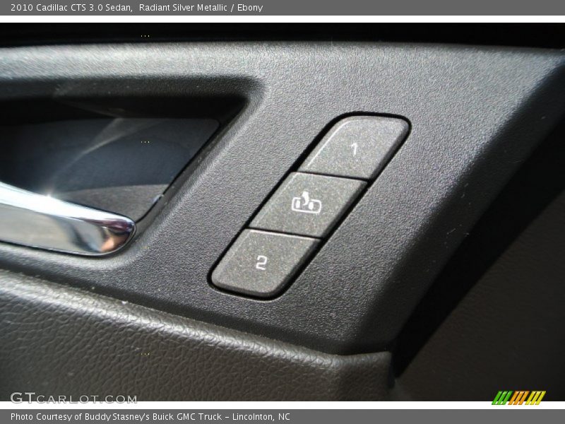 Radiant Silver Metallic / Ebony 2010 Cadillac CTS 3.0 Sedan