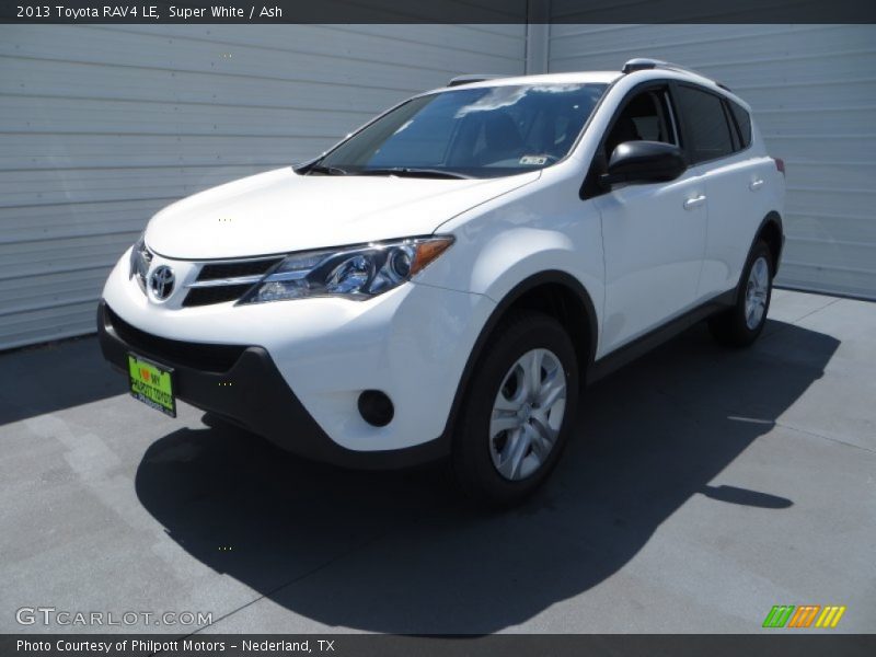 Super White / Ash 2013 Toyota RAV4 LE