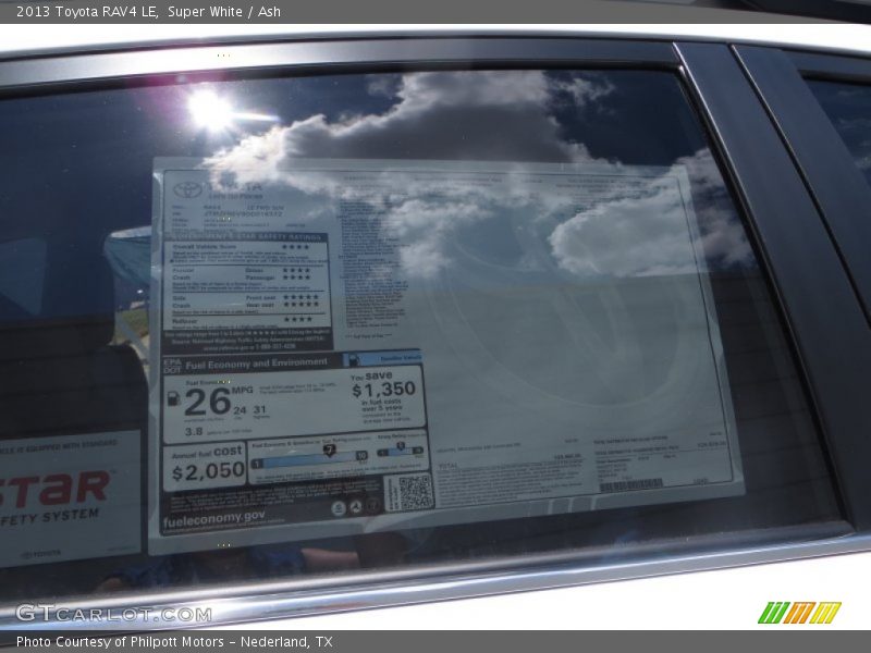 Super White / Ash 2013 Toyota RAV4 LE