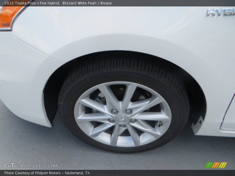 Blizzard White Pearl / Bisque 2013 Toyota Prius v Five Hybrid
