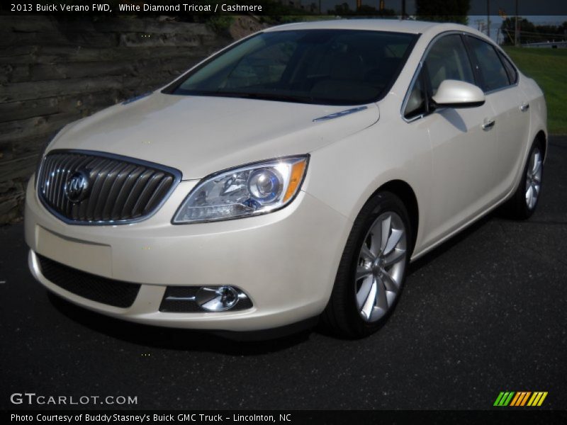 White Diamond Tricoat / Cashmere 2013 Buick Verano FWD