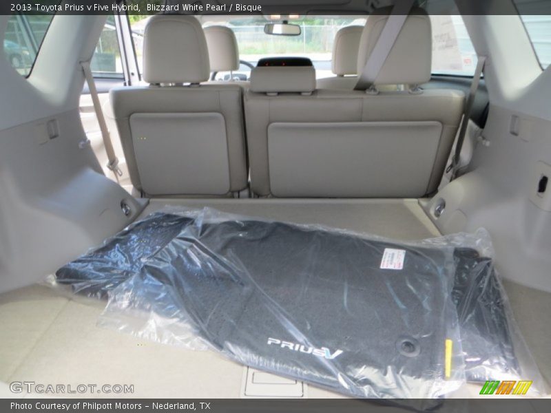 Blizzard White Pearl / Bisque 2013 Toyota Prius v Five Hybrid