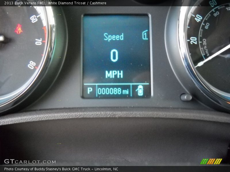 White Diamond Tricoat / Cashmere 2013 Buick Verano FWD