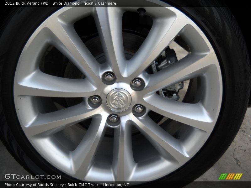 White Diamond Tricoat / Cashmere 2013 Buick Verano FWD