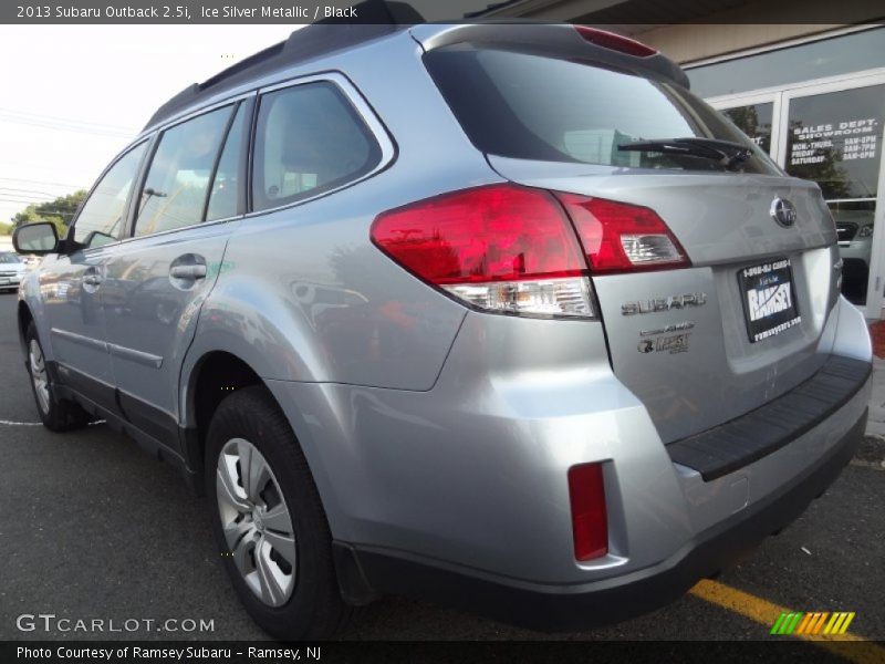 Ice Silver Metallic / Black 2013 Subaru Outback 2.5i