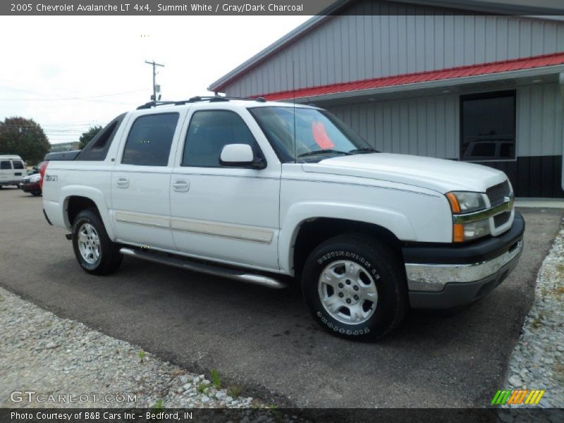Summit White / Gray/Dark Charcoal 2005 Chevrolet Avalanche LT 4x4