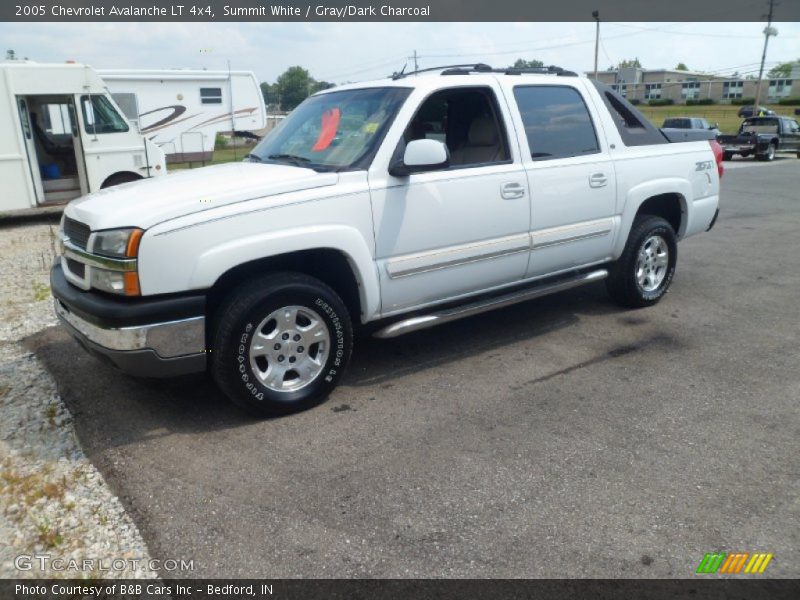 Summit White / Gray/Dark Charcoal 2005 Chevrolet Avalanche LT 4x4