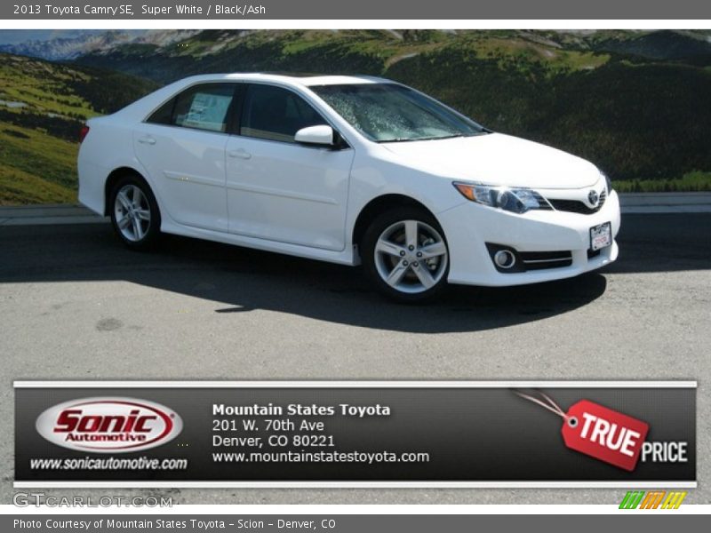 Super White / Black/Ash 2013 Toyota Camry SE