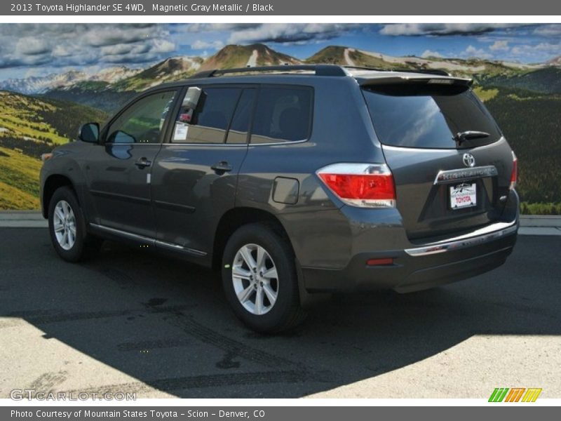 Magnetic Gray Metallic / Black 2013 Toyota Highlander SE 4WD