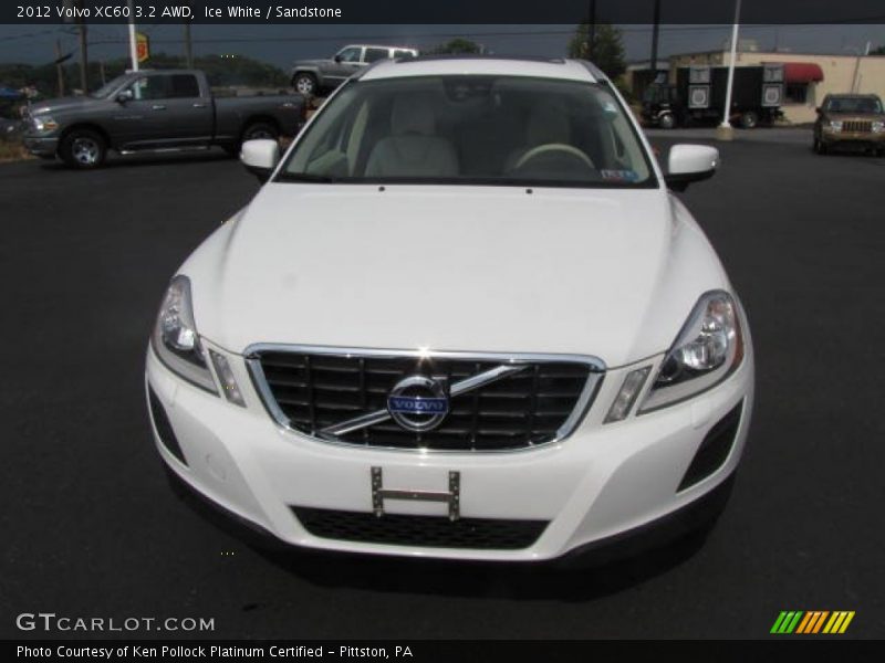 Ice White / Sandstone 2012 Volvo XC60 3.2 AWD