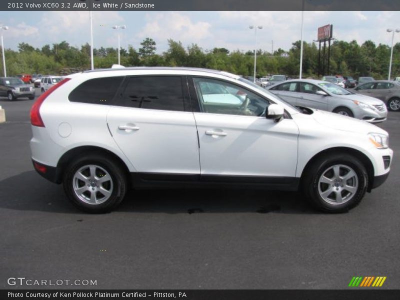 Ice White / Sandstone 2012 Volvo XC60 3.2 AWD