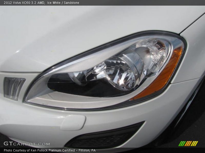 Ice White / Sandstone 2012 Volvo XC60 3.2 AWD