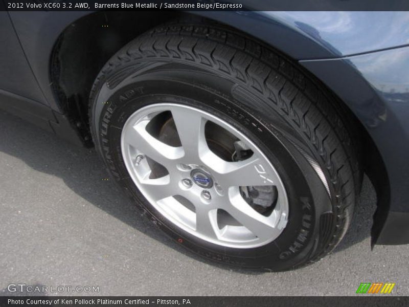 Barrents Blue Metallic / Sandstone Beige/Espresso 2012 Volvo XC60 3.2 AWD