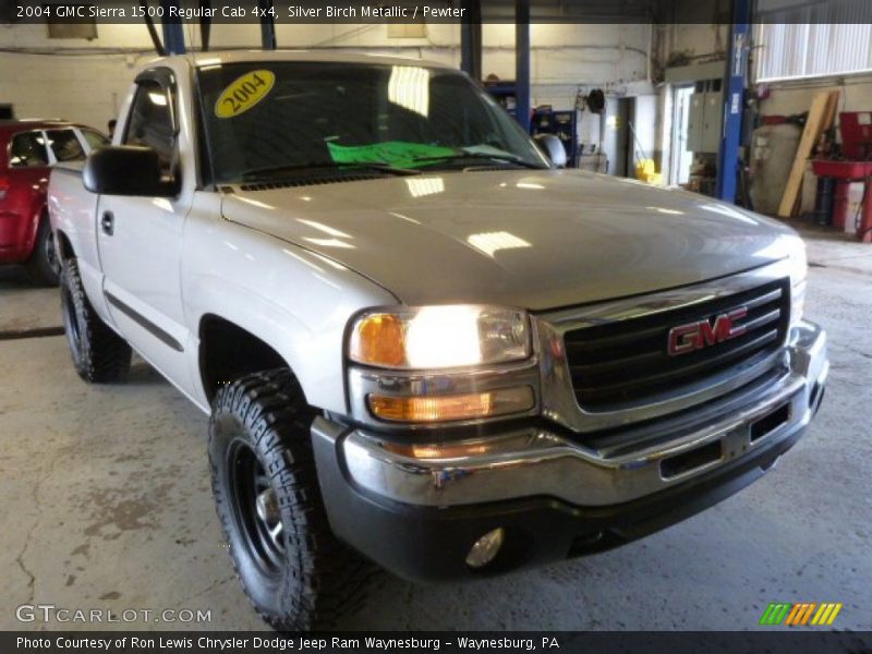 Silver Birch Metallic / Pewter 2004 GMC Sierra 1500 Regular Cab 4x4