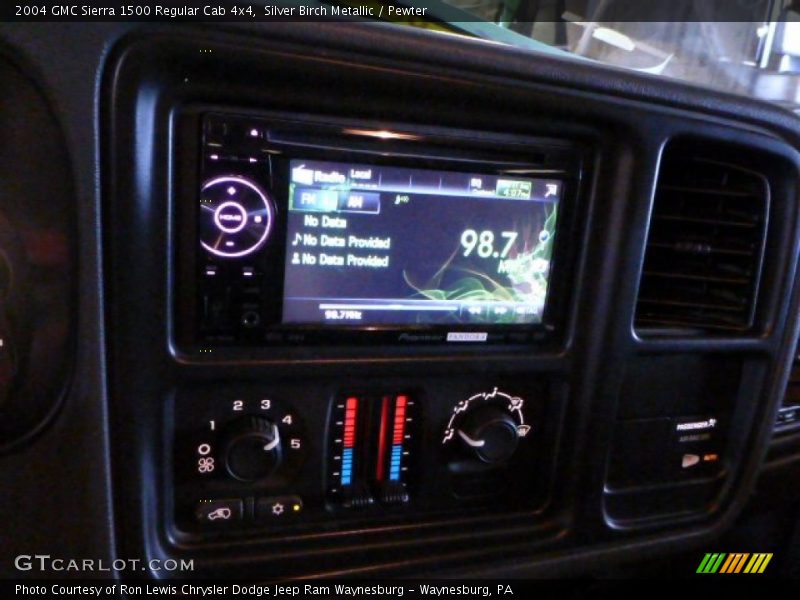 Silver Birch Metallic / Pewter 2004 GMC Sierra 1500 Regular Cab 4x4