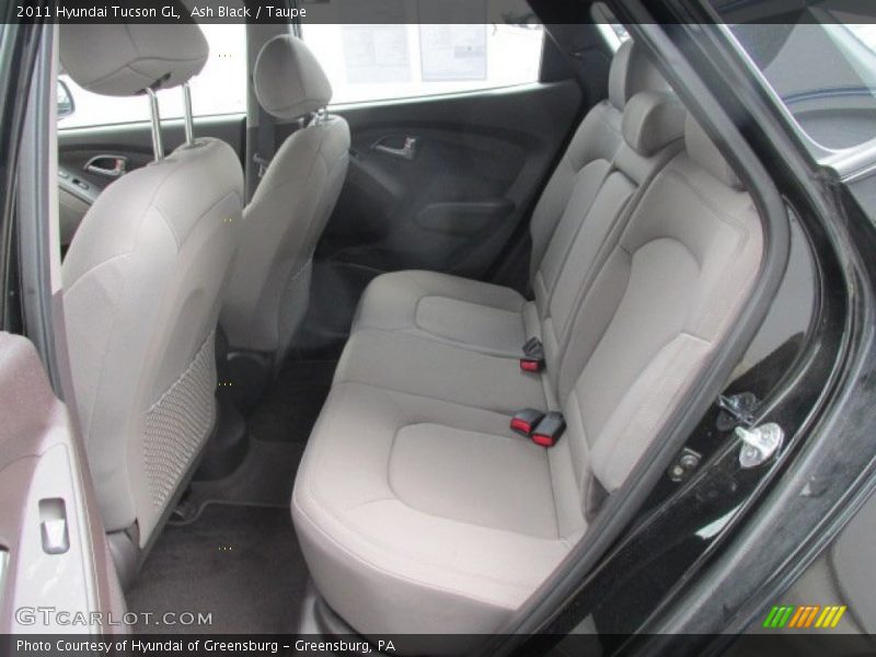 Ash Black / Taupe 2011 Hyundai Tucson GL