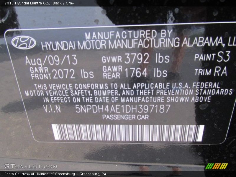 Black / Gray 2013 Hyundai Elantra GLS