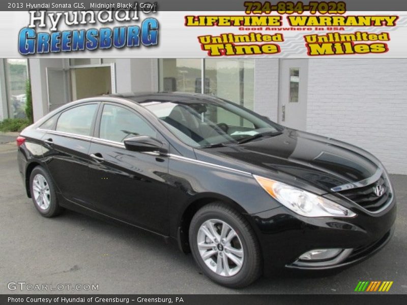 Midnight Black / Gray 2013 Hyundai Sonata GLS