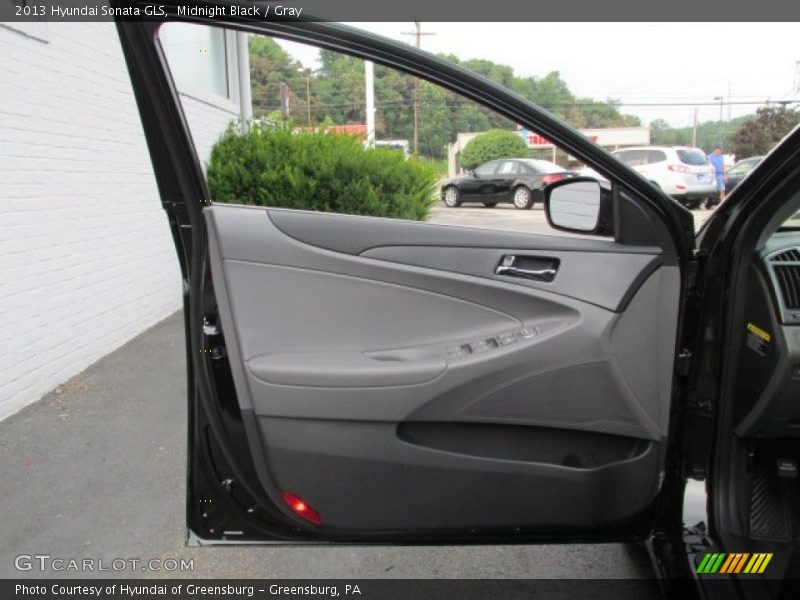 Midnight Black / Gray 2013 Hyundai Sonata GLS