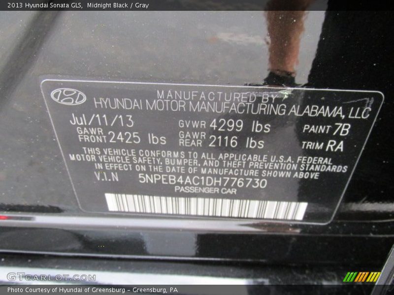 Midnight Black / Gray 2013 Hyundai Sonata GLS