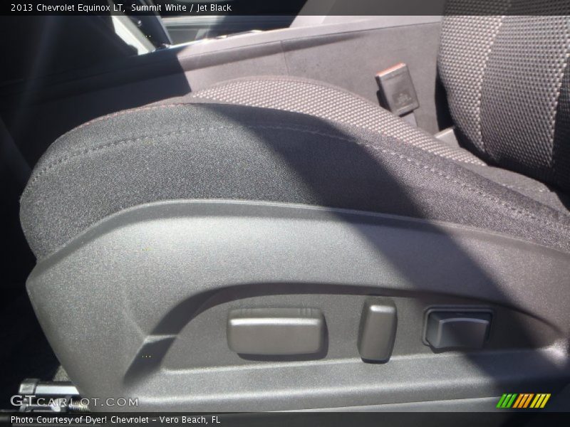 Summit White / Jet Black 2013 Chevrolet Equinox LT