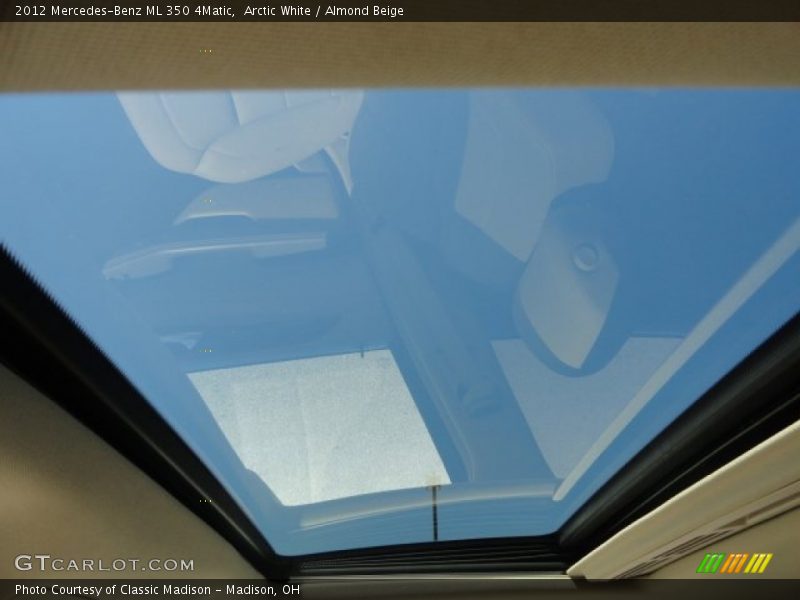 Arctic White / Almond Beige 2012 Mercedes-Benz ML 350 4Matic