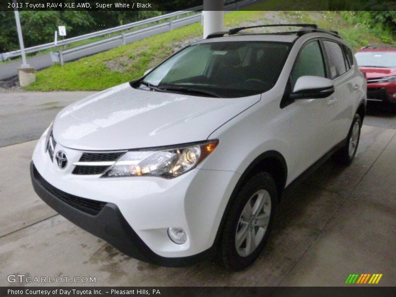 Super White / Black 2013 Toyota RAV4 XLE AWD