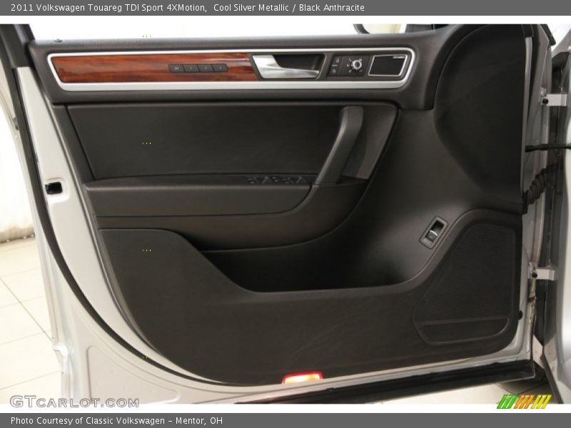 Cool Silver Metallic / Black Anthracite 2011 Volkswagen Touareg TDI Sport 4XMotion