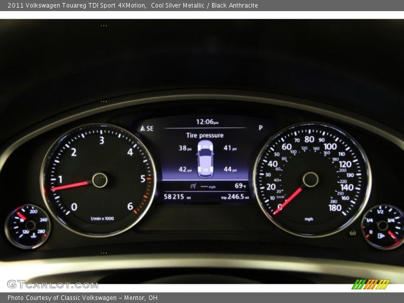 Cool Silver Metallic / Black Anthracite 2011 Volkswagen Touareg TDI Sport 4XMotion