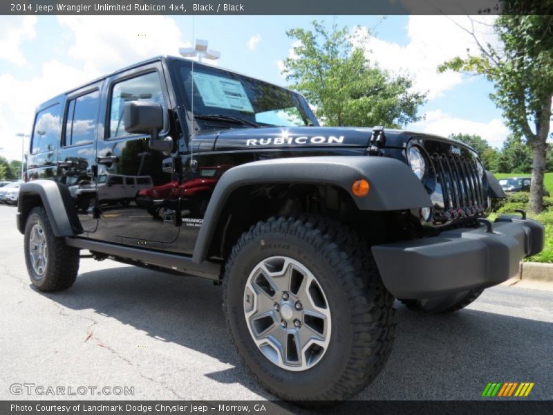 Front 3/4 View of 2014 Wrangler Unlimited Rubicon 4x4