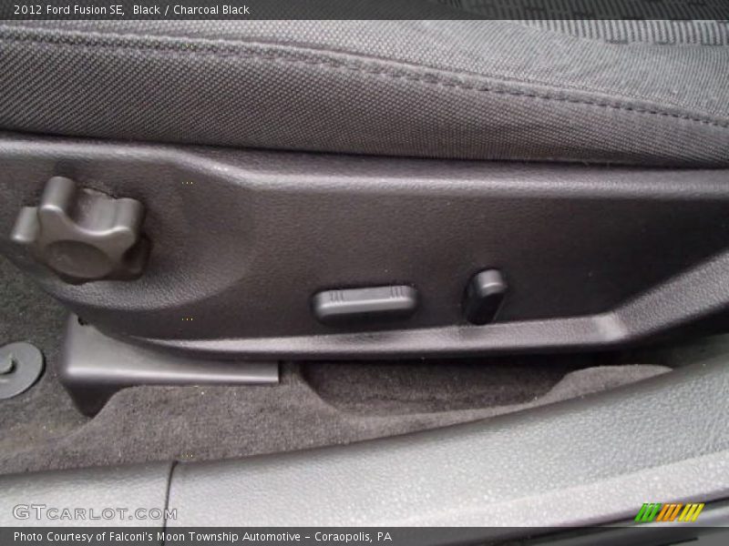 Black / Charcoal Black 2012 Ford Fusion SE