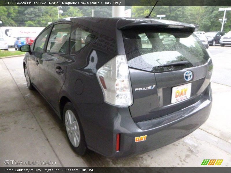 Magnetic Gray Metallic / Dark Gray 2013 Toyota Prius v Two Hybrid