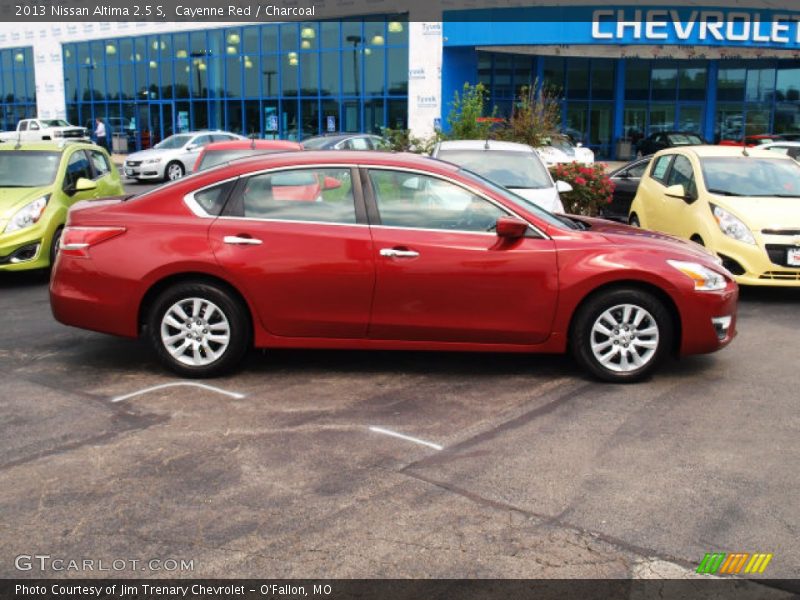 Cayenne Red / Charcoal 2013 Nissan Altima 2.5 S