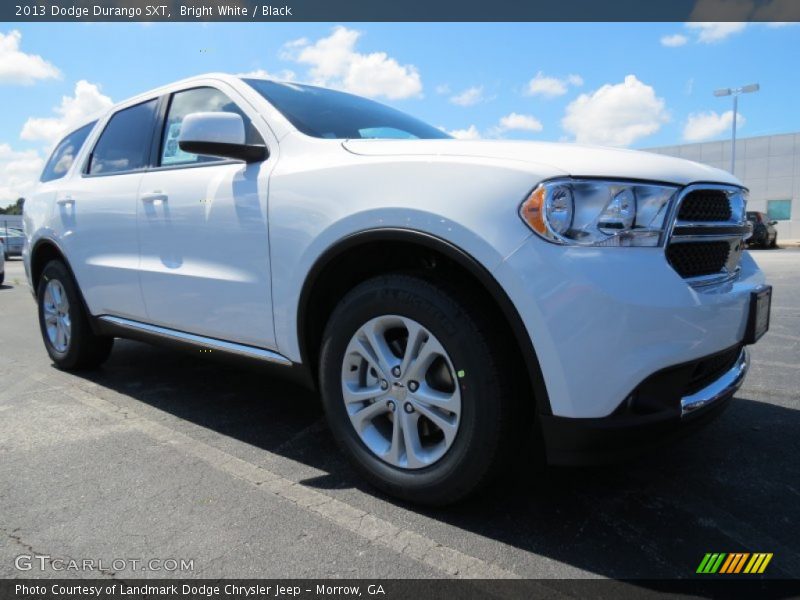 Bright White / Black 2013 Dodge Durango SXT