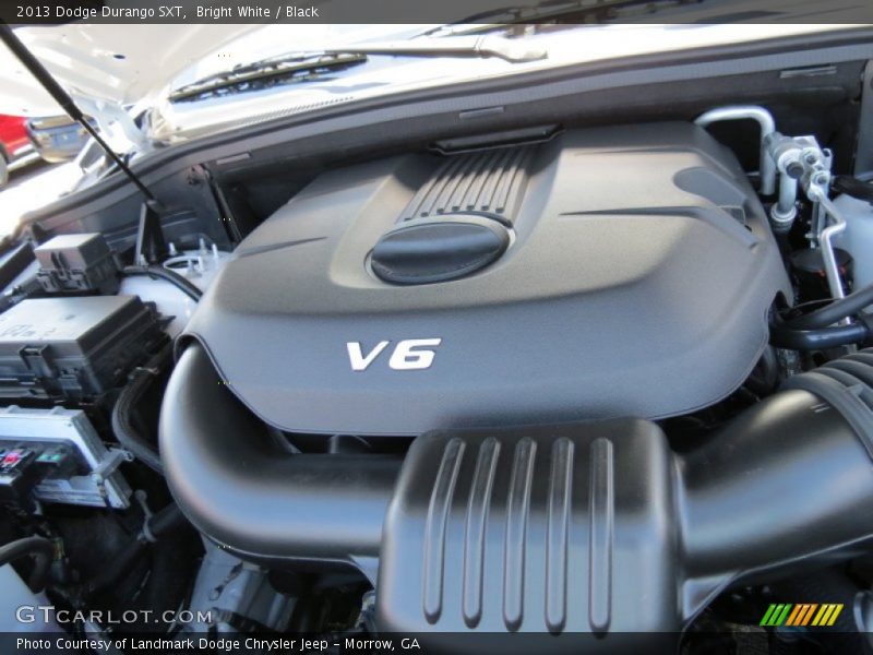 Bright White / Black 2013 Dodge Durango SXT