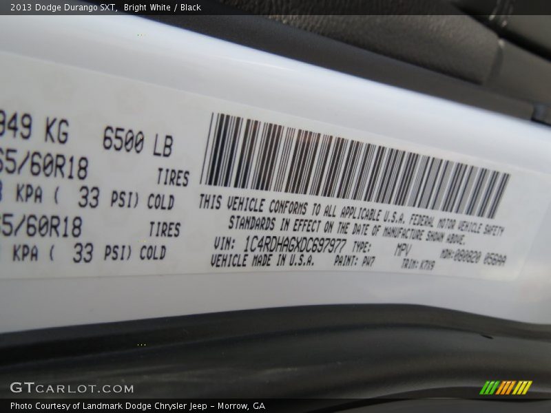 Bright White / Black 2013 Dodge Durango SXT