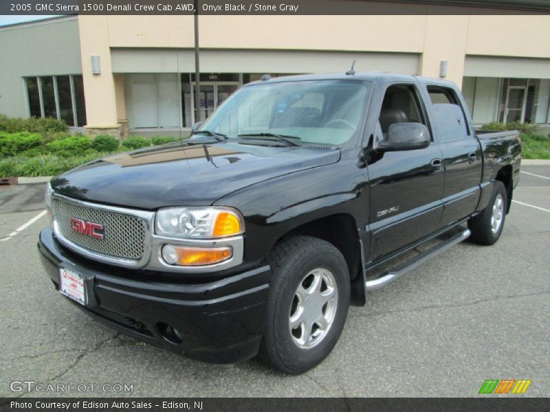 Onyx Black / Stone Gray 2005 GMC Sierra 1500 Denali Crew Cab AWD