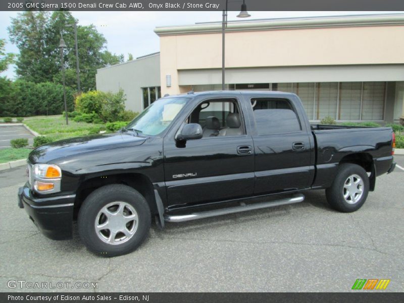Onyx Black / Stone Gray 2005 GMC Sierra 1500 Denali Crew Cab AWD