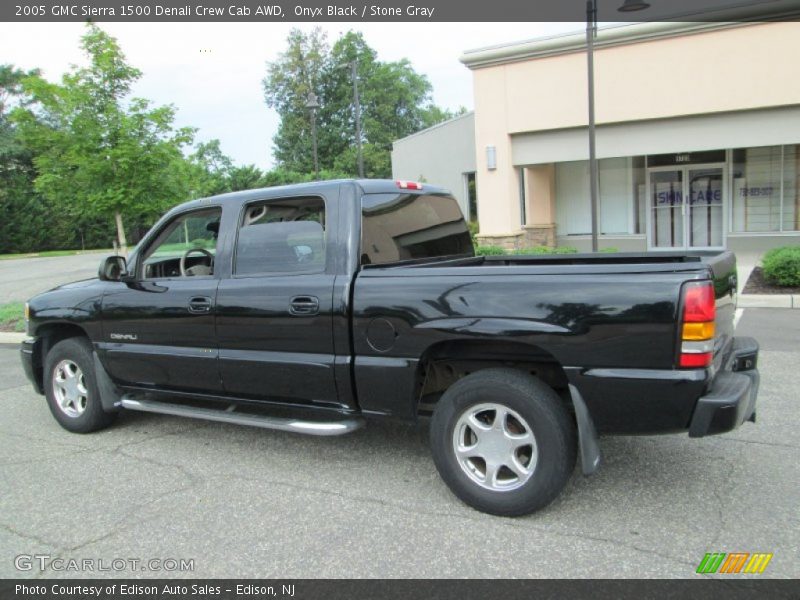 Onyx Black / Stone Gray 2005 GMC Sierra 1500 Denali Crew Cab AWD